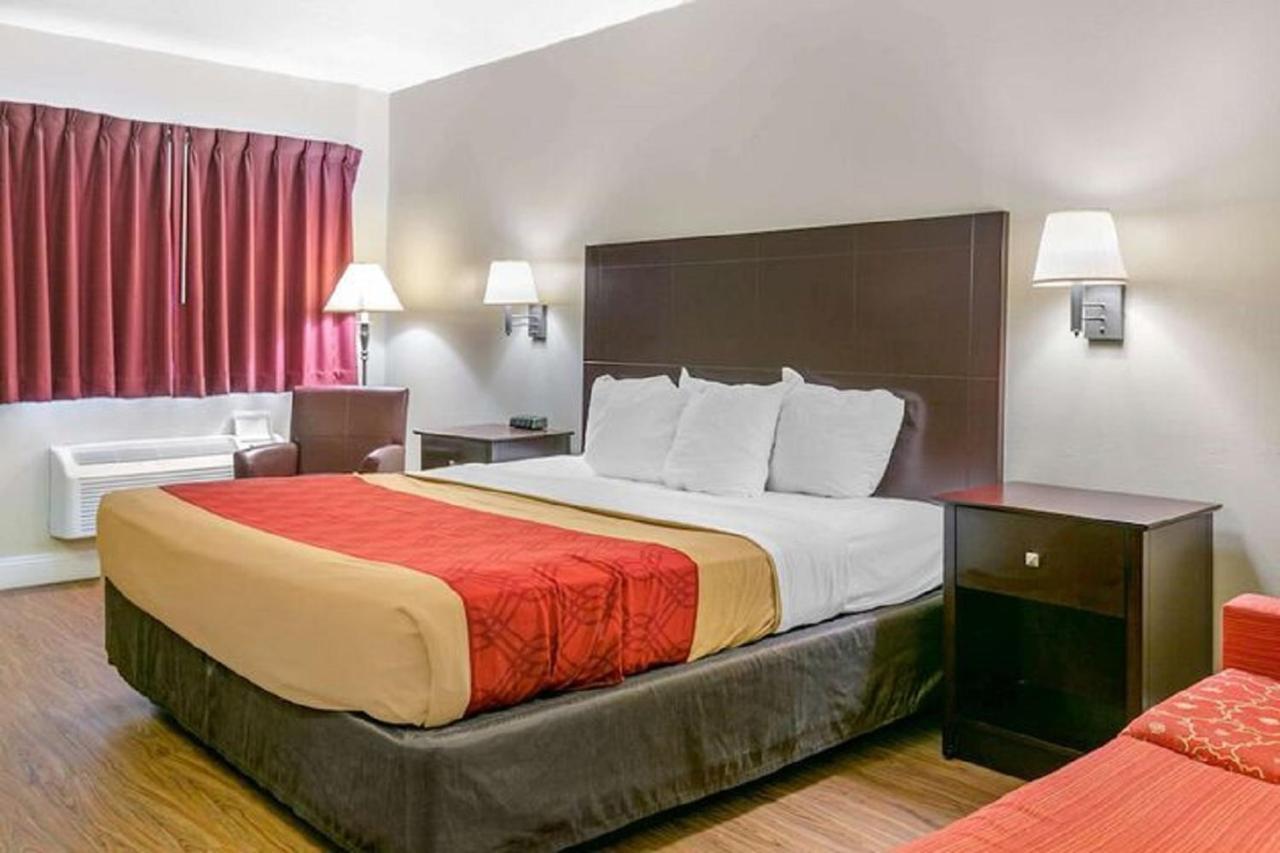 King'S Inn Motel Рединг Экстерьер фото