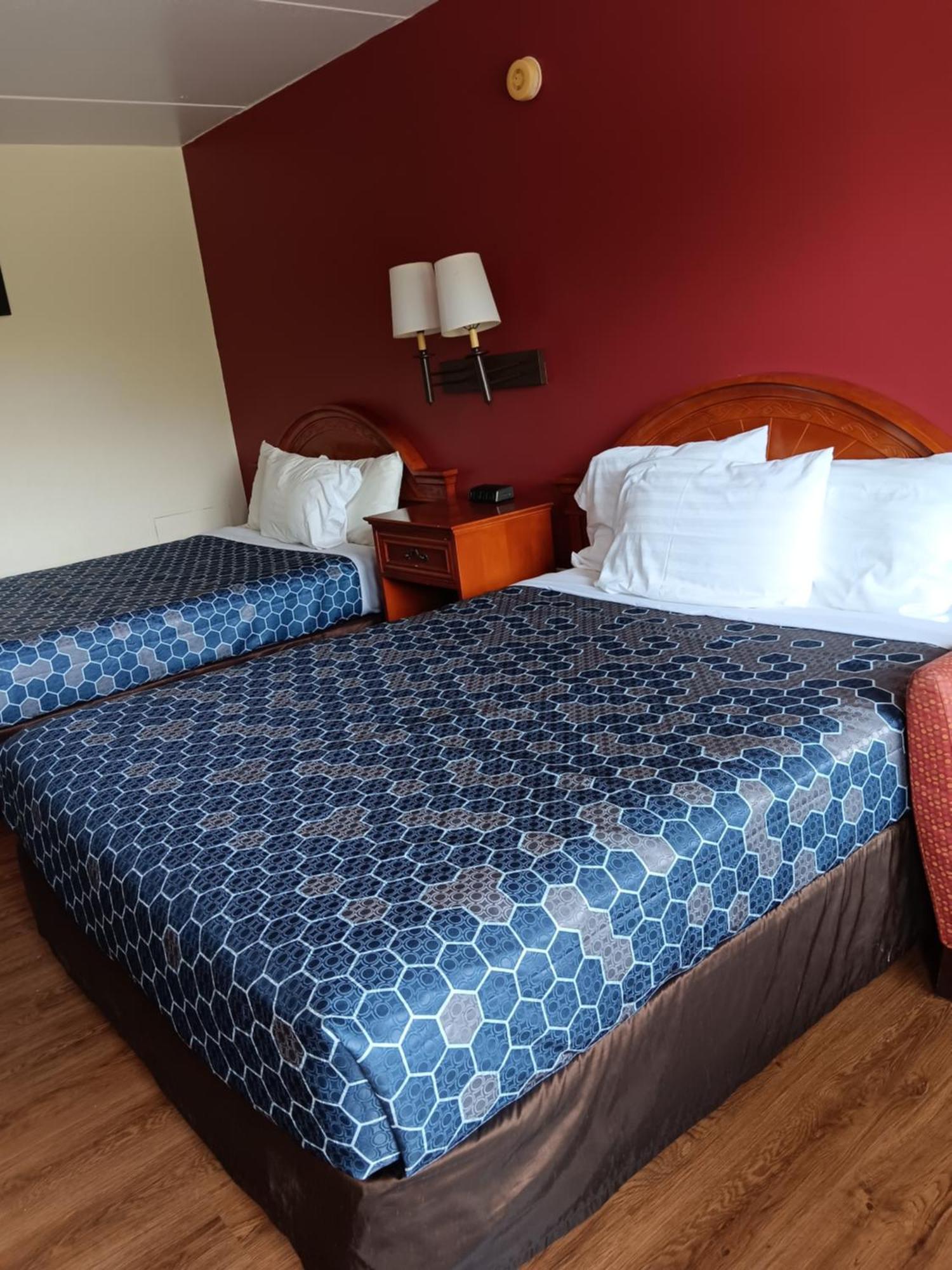 King'S Inn Motel Рединг Экстерьер фото